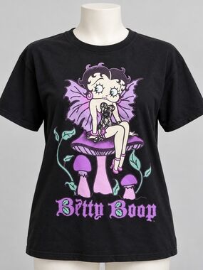 Betty Boop Mushroom Fairy Graphic Tee Large